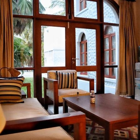 Mbili Kuwili Studio Suites Diani Beach Esterno foto