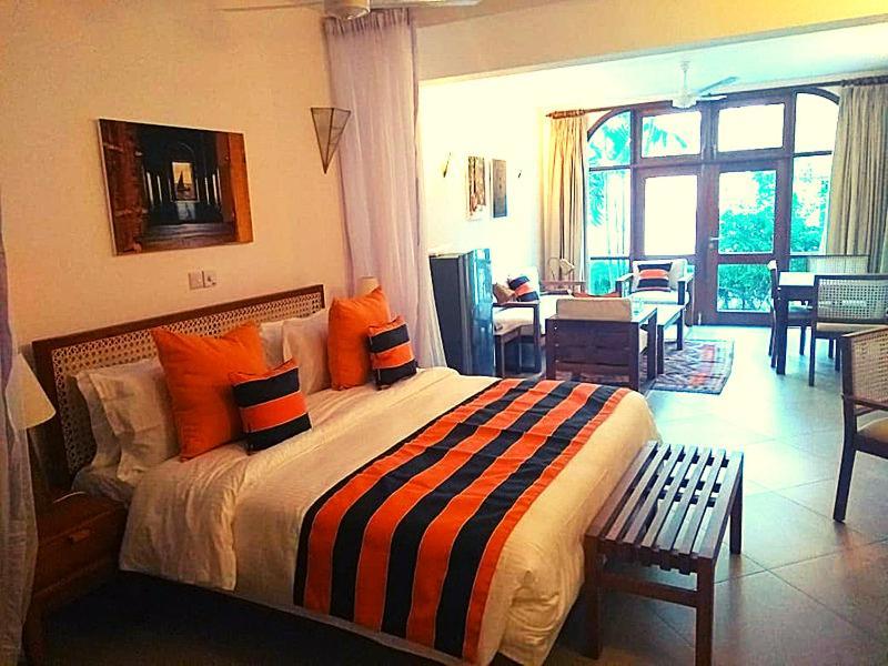 Mbili Kuwili Studio Suites Diani Beach Esterno foto